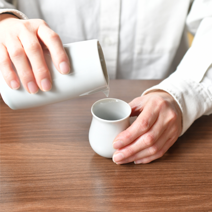 【会津本郷焼】白磁酒器セット ぐい呑み 片口 徳利 陶磁器 食器 皿【草春窯】
