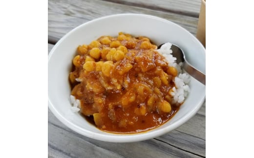 チェチのスパイスカレー（180g×3パック）　※日付指定不可