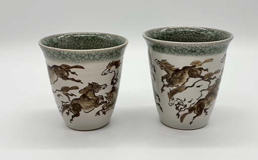 伝統工芸品大堀相馬焼 栖鳳窯 馬九ペアカップ夫婦 湯吞み F6U-368