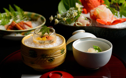 FT18-237 もてなしの隠れ家「すわや」美食会席 ペア宿泊券