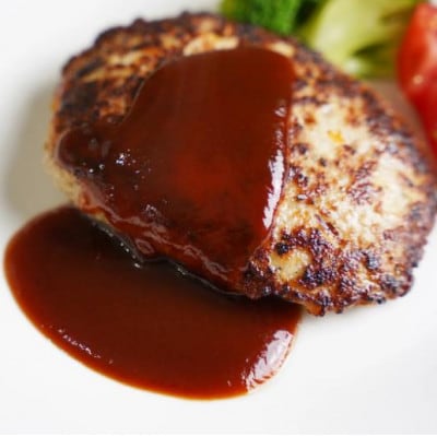 創業70年 牧場経営・老舗精肉店 だいじょ豚の手造りハンバーグ8個【配送不可地域：離島・沖縄県】