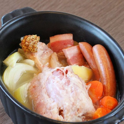 筑波ハム アイスバイン 700g 豚すね肉【配送不可地域：離島・沖縄県】