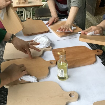 好きな樹種で作るオリジナルのカッティングボードワークショップ(2名様)【配送不可地域：離島・沖縄県】