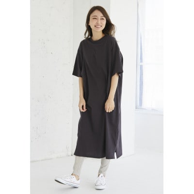 マタニティから使えるモーハウスの授乳服　シンプルワンピース(チャコール)【配送不可地域：離島・沖縄県】