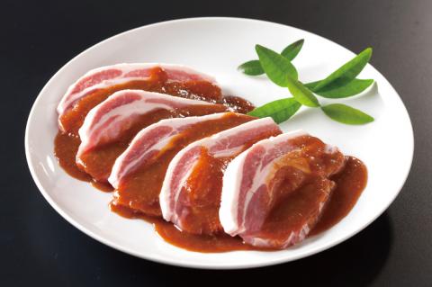 特製みそ漬け 茨城県産豚ロース5枚 化粧箱入り お歳暮 豚肉 お祝い 内祝い 出産 結婚 プレゼント 誕生日 ギフト対応 茨城県 水戸市 8000円 【肉のイイジマ】（DU-31）