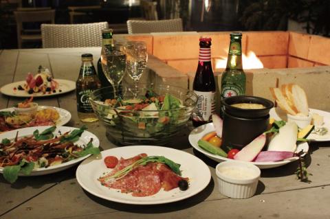 M-SPOTERRACE BLUE×BLUEお食事券1万円分 【カフェ バル グルメ BBQ 宴会 飲み会 二次会 リゾート テラス お食事 チケット 35000円以内 10000円分 茨城県 水戸市】（BV-1）