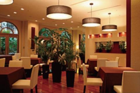 BV-71　テラスレストラン　ローズ　ペアランチチケット