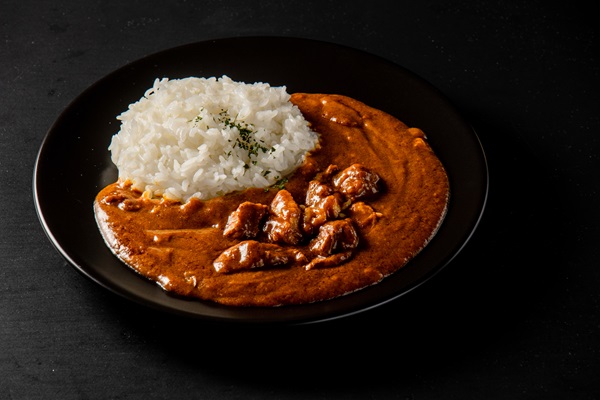 カレー レトルト 茨城そだちカレーセット 6食入り 常陸牛カレー＆ローズポークカレー 各3個 食品 ビーフカレー お返し お祝い お歳暮 プレゼント 食べ物 ギフト 【肉のイイジマ】 茨城県 水戸市 （DU-84）