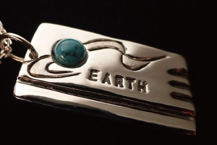 アーティスト 銀MARO『アートを身に着ける』作品名 ID EARTH【ネックレス ペンダントトップ 手作り 水戸市 茨城県】（FB-18）