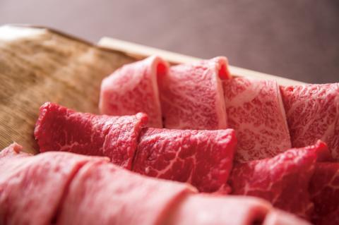 肉 常陸牛A5 極上焼肉3品盛り合わせ 計300g＜木箱入り・特製タレ付き＞ 敬老の日 黒毛和牛 内祝い お祝い プレゼント 誕生日 食べ物 ギフト対応 茨城県 水戸市【肉のイイジマ】（DU-32）