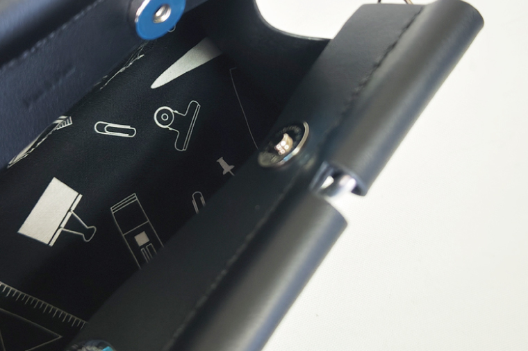 クリップバッグ Small【バッグ ダブルクリップ クリップ 本革 数量限定 手作り 革製品 小物 水戸市 茨城県】（AF-8）