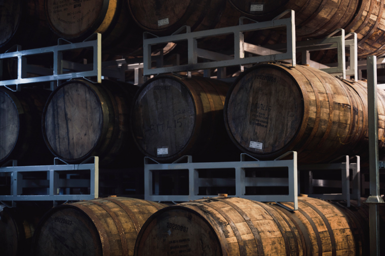 【数量限定】水戸の老舗酒造 60年ぶりに蒸留所を復活したピュアモルトウイスキー TAKAZO PURE MALT WHISKY REBORN MIZUNARA CASK FINISH 明利酒類 ミズナラ樽（DW-24）