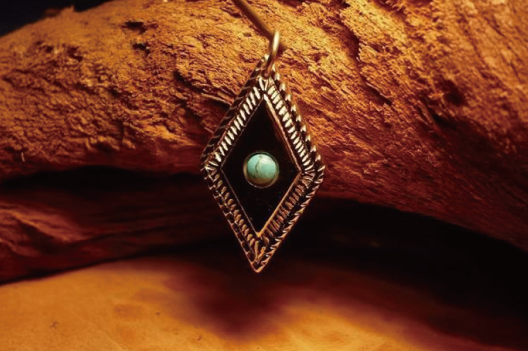 アーティスト 銀MARO『アートを身に着ける』作品名 MIRROR THE EARTH【ネックレス ペンダントトップ 手作り 水戸市 茨城県】（FB-19）