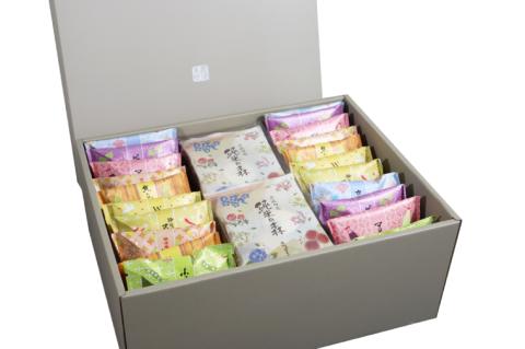 【数量限定】都炉美煎本舗 舞花籠（まいはなかご）44袋入（純米の森 16袋・贅沢おかき 28袋）【おかき 煎餅 せんべい 国産 手揚げ 水戸市 茨城県】(IP-4)