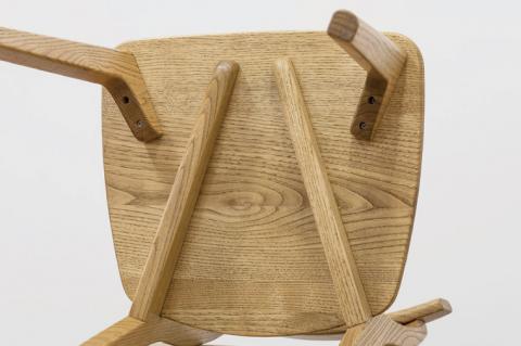 【頑固おやじ】栗の木のダイニングチェアー【家具 椅子 木製 食卓椅子 栗の木 無垢材 オイル仕上げ 水戸市 茨城県】（BV-140）