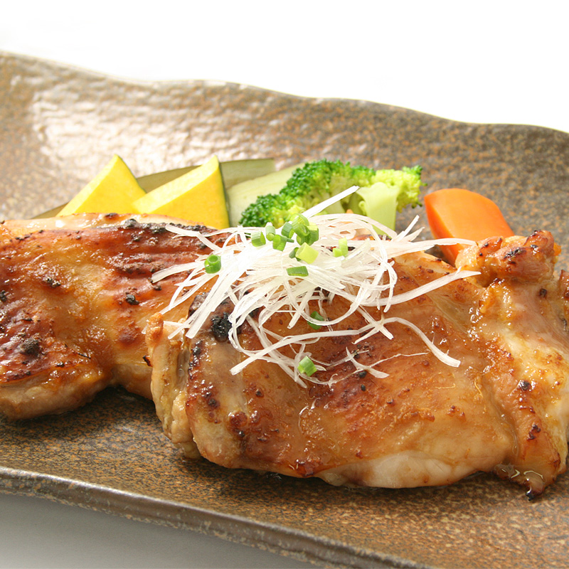 【定期便／全3回】 食べ物 肉 常陸牛極上サーロイン 茨城豚ロース 常陸牛ハンバーグ イイジマ特製みそ漬けセット 合計2kg 木箱入り・焼き方レシピ付き 63000円 冷凍 焼くだけでレストランの味 水戸市 茨城県 （DU-71）