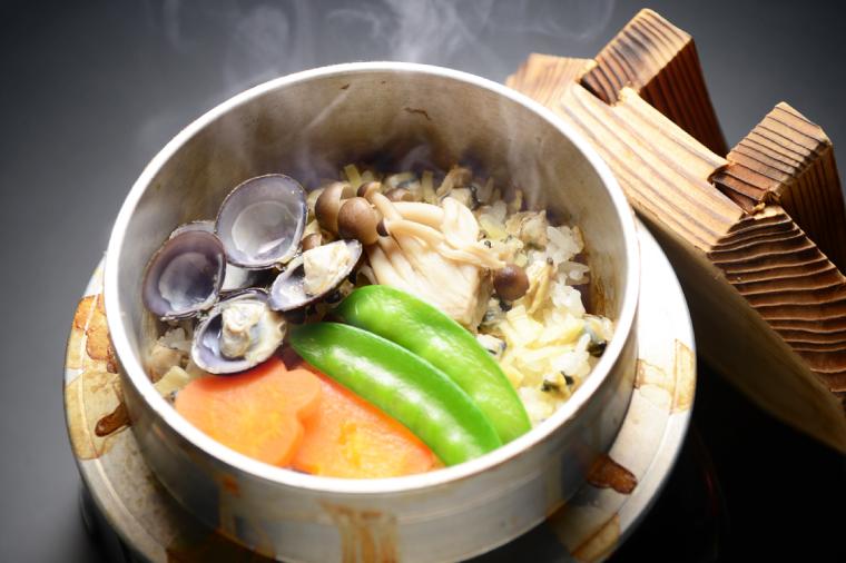 活しじみ 特選 大玉 1kg（500ｇ×2） 涸沼川 う女川【シジミ オルニチン ミネラル ビタミンB12 出汁 肝臓 味噌汁 スープ 茨城県 水戸市】（IX-105）