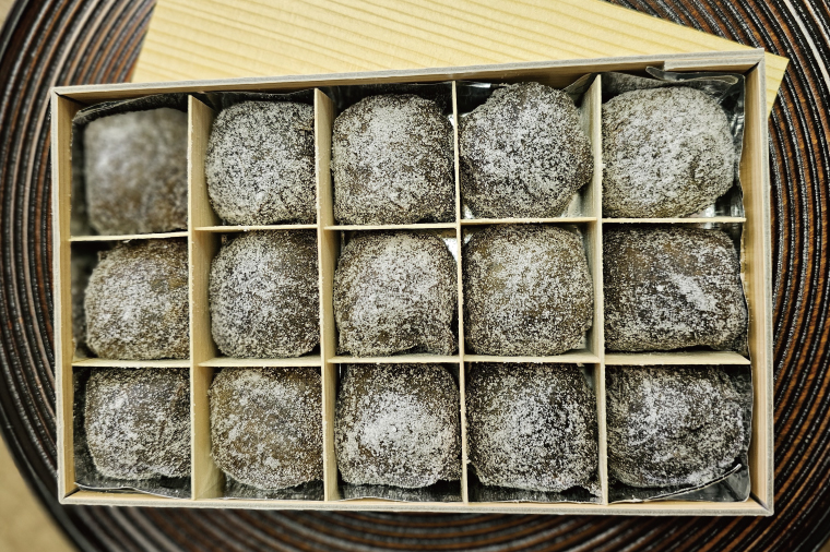 【木村屋本店】水戸銘菓 水戸の梅 15個入り 160年以上愛される老舗和菓子店【和菓子 お菓子 スイーツ デザート あんこ こし餡 求肥 お土産 老舗 水戸市 茨城県 】（JR-2）