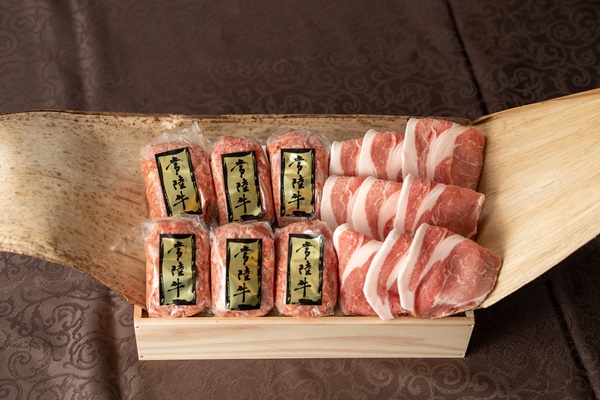 肉 常陸牛 無添加 ハンバーグ100g 4個 茨城 豚ロース 生姜焼き 450g セット 木箱入り 焼くだけでレストランの味 お歳暮 ギフト 牛肉100% 豚肉 茨城 水戸 15000円 【肉のイイジマ】（DU-74）