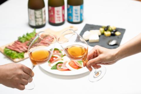 【全国梅酒品評会金賞受賞】百年梅酒プレミアム【梅酒 うめ酒 梅 黒糖 はちみつ 蜂蜜 ブランデー 濃厚 お酒 天満天神梅酒大会 ふるさと納税 水戸市 茨城県】（DW-101）