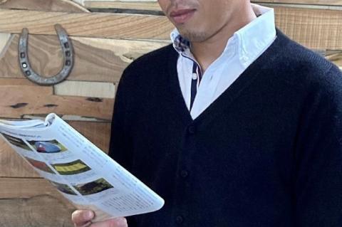 【アルパカ専門店　T'IKA】メンズカーディガンVネック　黒　(アルパカ100％) 【アパレル 洋服 おしゃれ 羽織 プレゼント 毛糸 大きめ サイズ 水戸市 ブラック】(AL-2)