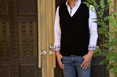 【アルパカ専門店　T'IKA】メンズベストVネック　黒　(アルパカ100％) 【アパレル 洋服 おしゃれ ベスト プレゼント 毛糸 大きめ サイズ 水戸市 ブラック】(AL-6)