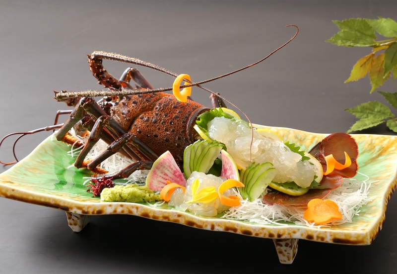 特大『常陸乃国いせ海老』と季節の会席付　１泊２食ペア宿泊券【 茨城県 日立市 】