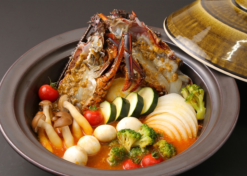 特大伊勢海老２尾使用！『常陸乃国いせ海老』プレミアム会席付　１泊２食ペア宿泊券【 茨城県 日立市 】