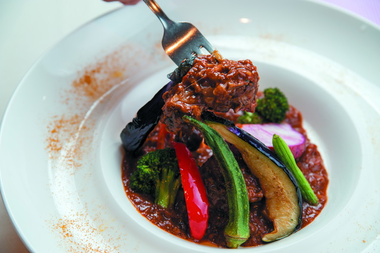 幻の飯村牛を使用したレストラン中台のビーフシチューカレー3個セット（1食200g×3個）|カレー大學主催カレー大賞2016受賞！土浦ブランド認定品幻の飯村牛を使用したビーフシチューカレー