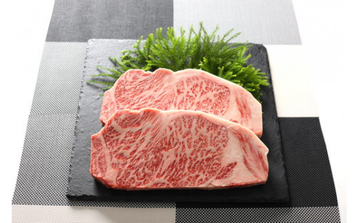 国産黒毛和牛A5等級のみ！手切りにこだわった霜降り「常陸牛」極厚サーロインステーキ肉800g（400g×2枚）【茨城県共通返礼品】 ※離島への配送不可 ※2026年1月中旬以降に順次発送