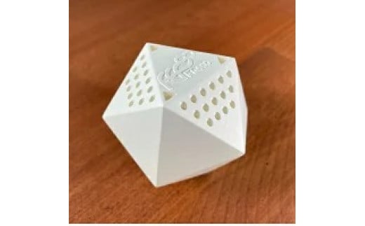 プラチナ触媒を利用した野菜・果物の鮮度維持グッズ『FT-eco Ball（エフテコボール）』1個｜茨城県土浦発！FT-eco®触媒（エフテコ触媒）を活用した、野菜・果物の鮮度を守るアイテム。野菜・果物の鮮度維持、防臭効果が期待。取換期間も1年間と長持ち※離島への配送不可