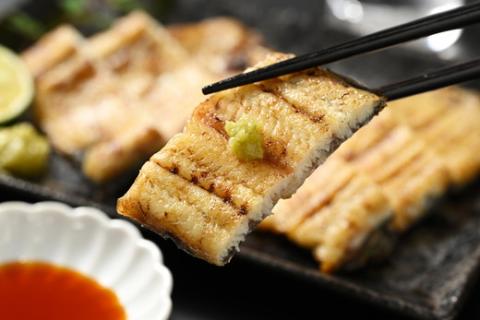 うなぎ 炭火 白焼き 上 2人前 備長木炭使用 老舗増田家 | うなぎ 鰻 ウナギ 国産 白焼き うな重 ひつまぶし たれ 山椒 人気 おすすめ 取り寄せ お取り寄せ グルメ 惣菜 ギフト 贈答 贈り物 プレゼント お中元 お歳暮 御歳暮 茨城県 古河市 直送 店舗直送 送料無料 _ED04