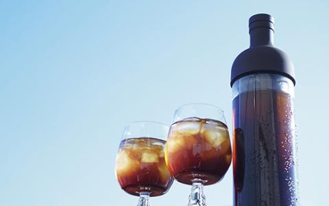 HARIO フィルターインコーヒーボトル（ブラック）［FIC-70-B］｜ハリオ 耐熱 ガラス 食器 器 保存容器 キッチン 日用品 キッチン用品 日本製 おしゃれ かわいい 水出し アイスコーヒー フィルター 水筒 ボトル 持ち運び_BE77