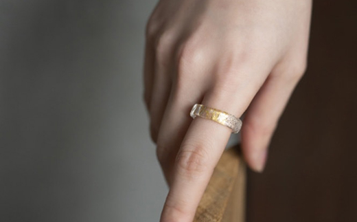 HARIO リング スリー HAA-THH-001R｜耐熱 ガラス アクセサリー ハリオ 職人 繊細 フォーマル カジュアル きれいめ おしゃれ 20代 30代 40代 贈答 プレゼント ギフト 贈り物 お祝 ご褒美 記念品 _FU30 ※離島への配送不可