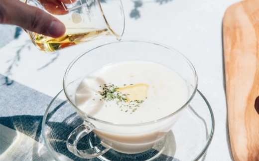 HARIO 耐熱カップ＆ソーサー・ワイド [CSW-1T]｜ハリオ おしゃれ かわいい シンプル スタイリッシュ 耐熱 ガラス 食器 器 グラス コップ カップ マグカップ ティーカップ 湯呑み キッチン 電子レンジ可 _FU70　※離島への配送不可