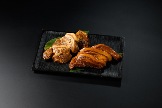 豚肉の甘露煮詰合せ（肩ロース：110g×3・豚バラ：110g×3）茨城県の銘柄豚【常陸の輝き】を使用【古河ブランド認証品】 | 肉 豚肉 バラ 肩ロース ブランド 常陸の輝き 豚の甘露煮 甘露煮 かんろ煮 ご飯のお供 おかず つまみ 惣菜 肴 国産 人気 おすすめ 食べ比べ 食べくらべ アソート セット 取り寄せ お取り寄せ グルメ 惣菜 名物 お土産 ギフト 贈答 贈り物 プレゼント 父の日 お中元 お歳暮 御歳暮 茨城県 古河市 直送_BC08