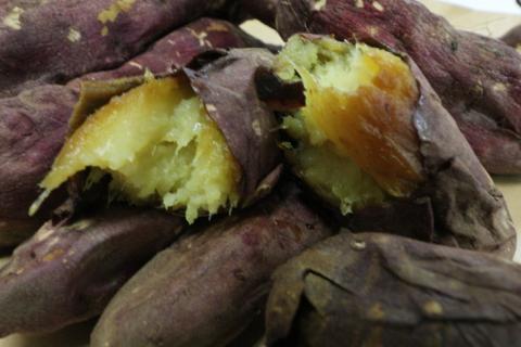 訳あり 期間限定 完熟やきいも「焼きこがはるか」(3kg) ※着日指定不可 ※離島への配送不可 | 焼き芋 さつまいも 3キロ 紅はるか 冷凍 おやつ スイーツ 国産 ギフト 贈答 贈り物 プレゼント 茨城県 古河市 直送 農家直送 産地直送 送料無料 _CM04