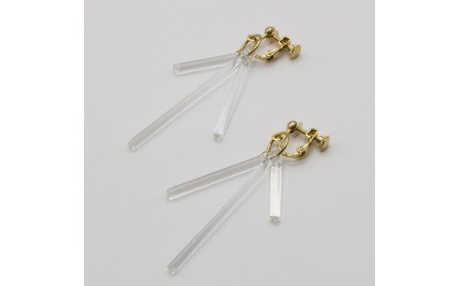 HARIO イヤリング「カナデ」シリーズ［HAA-K-003E］｜耐熱 ガラス アクセサリー ハリオ ランプワークファクトリー 職人 繊細 フォーマル カジュアル きれいめ おしゃれ 20代 30代 40代 _BD85