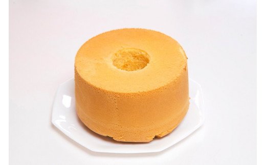 ふわっふわのシフォンケーキ（プレーン） ※北海道・沖縄・離島への配送不可 ※着日指定不可 | 焼菓子 シフォンケーキ 焼き菓子 菓子 お菓子 おやつ ケーキ スイーツ 取り寄せ お取り寄せ 専門店 手作り ティータイム ご家庭用 手土産 ギフト 贈答 贈り物 お中元 お歳暮 プレゼント 送料無料 _CN06