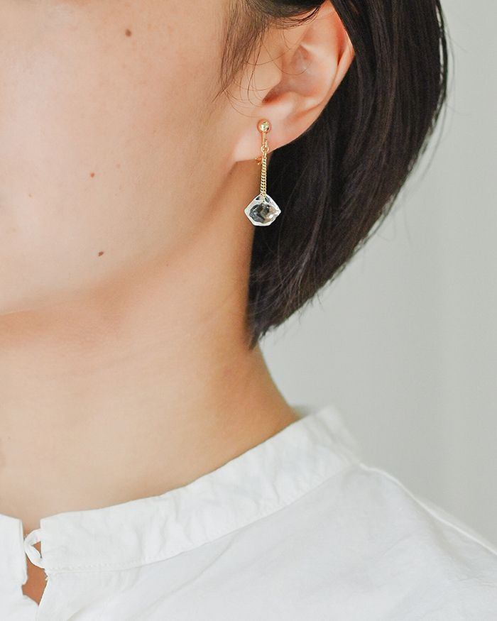 HARIO イヤリング ダイヤモンド カレット［HAA-DC-E］ ※離島への配送不可｜耐熱 ガラス アクセサリー ハリオ ランプワークファクトリー 職人 繊細 フォーマル カジュアル きれいめ おしゃれ 20代 30代 40代_FM78