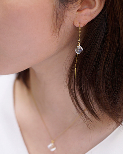 HARIO ピアス メルティーキューブ［HAA-MC-002P］ ※離島への配送不可｜耐熱 ガラス アクセサリー ハリオ ランプワークファクトリー 職人 繊細 フォーマル カジュアル きれいめ おしゃれ 20代 30代 40代_FM12