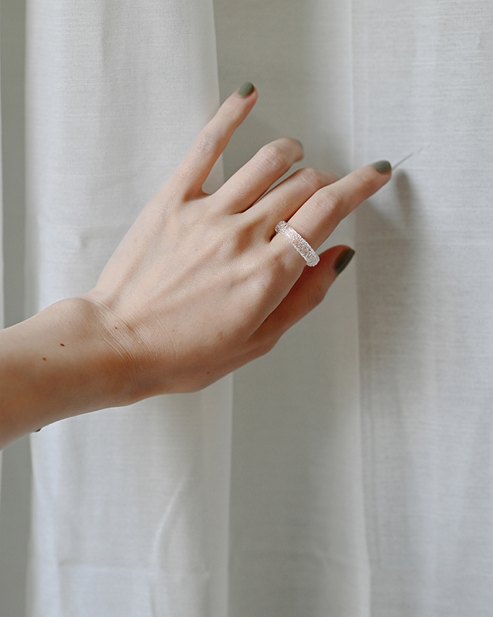 HARIO リング シーパウダー［HAA-PW-R］ ※離島への配送不可｜耐熱 ガラス アクセサリー 指輪 ハリオ ランプワークファクトリー 職人 繊細 フォーマル カジュアル きれいめ おしゃれ 20代 30代 40代_FM73