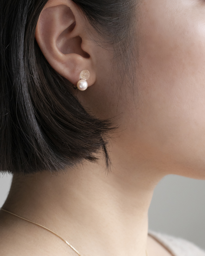 HARIO イヤリング スノーパール K10［HAPR-SP-003E-K10］ ※離島への配送不可｜耐熱 ガラス アクセサリー ハリオ ランプワークファクトリー 職人 繊細 フォーマル カジュアル きれいめ おしゃれ 20代 30代 40代_FM56