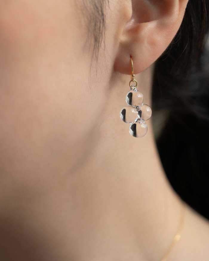 HARIO ピアス ロゼ［HAW-RZ-001P］｜耐熱 ガラス アクセサリー ハリオ ランプワークファクトリー 職人 繊細 フォーマル カジュアル きれいめ おしゃれ 20代 30代 40代人気 国産 手作り ハンドメイド 茨城県 古河市 送料無料 贈答 記念品 お祝 ギフト _FI99