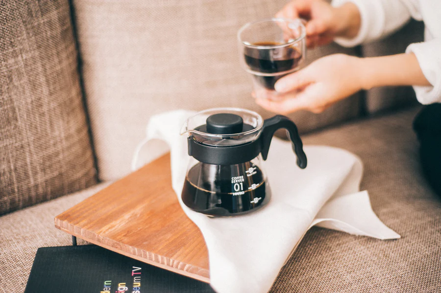 HARIO V60 コーヒーサーバー 450［VCS-01B］ ※離島への配送不可｜ハリオ おしゃれ かわいい シンプル 耐熱 ガラス 食器 器 熱湯 コーヒーサーバー コーヒー 調理器具 サーバー 珈琲 コーヒー キッチン 日用品 キッチン用品 食洗器可 電子レンジ可_FI13