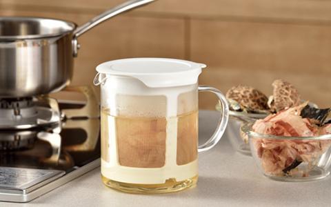 HARIO だしポット［DP-600-W］｜ハリオ 耐熱 ガラス 食器 器 保存容器 キッチン 日用品 キッチン用品 日本製 おしゃれ かわいい 電子レンジ可 600ml 出汁 抽出_BE85