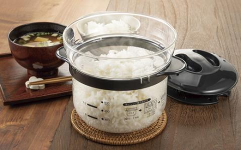 HARIO ガラスのレンジおかず鍋 ごはん釜 1～2合［XRCN-2-B］｜ハリオ 耐熱 ガラス 食器 器 保存容器 キッチン 日用品 キッチン用品 日本製 おしゃれ かわいい おかず鍋 鍋 ご飯釜 ご飯 1合 2合_BE87