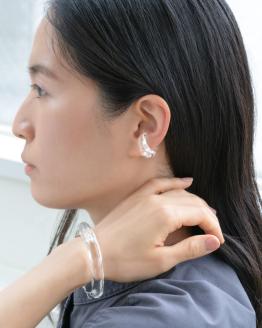 HARIO バングル「リフレクション」シリーズ［HAA-RF-BG］｜耐熱 ガラス アクセサリー ハリオ ランプワークファクトリー 職人 繊細 フォーマル カジュアル きれいめ おしゃれ 20代 30代 40代 _EB13