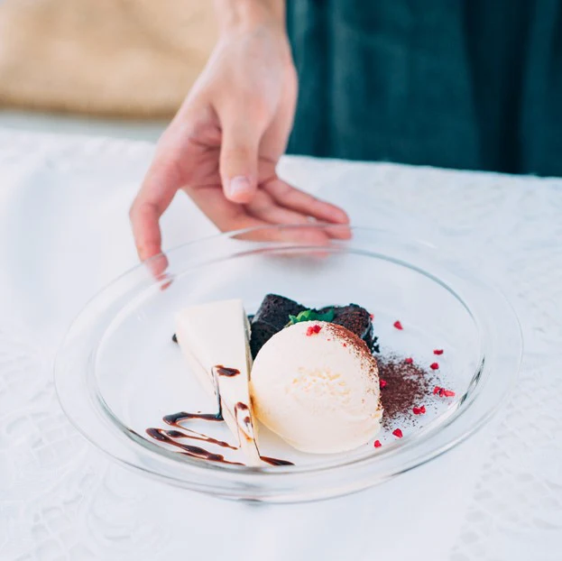 HARIO 耐熱パイ皿 2枚セット HPZ-1812 ※離島への配送不可 | ハリオ はりお 耐熱 ガラス 皿 パイ キッチン キッチン用品 食器 日用品 お菓子用品 お菓子作り スイーツ作り おしゃれ 便利 手軽 ギフト 贈答 贈り物 プレゼント お祝 ご褒美 記念品 景品 茨城県 古河市 _EB57