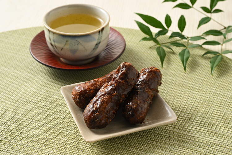 ミヤト製菓　鬼平糖黒 90g×15袋 ｜ かりんとう カリントウ 和菓子 菓子 スイーツ おやつ おいしい 定番 揚げ菓子 米油 老舗 お茶請け 黒糖 おかし 工場直送 お取り寄せ ギフト 贈答 贈り物 プレゼント ご褒美 茨城県 古河市_EF16